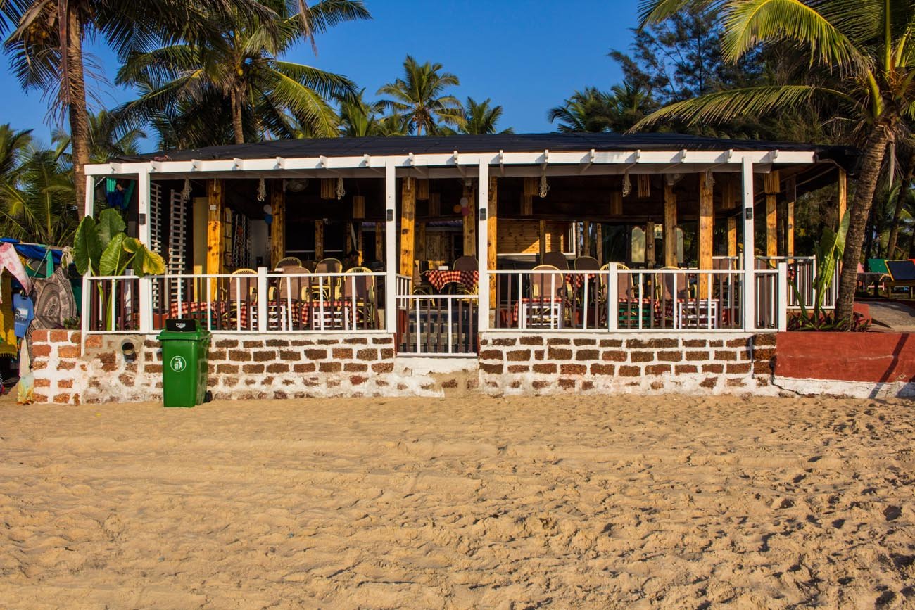 The restaurant right on the sand